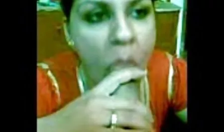عالية شقراء كس عرب نار جميلة مع كبير الثدي