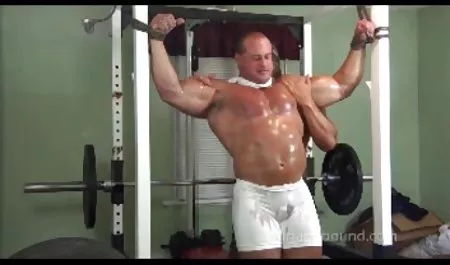 ياسمين أن تمتص الديك سميكة مص كس عربي