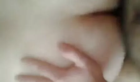 ناضجة الحمار اثنين كس عرب أريكة