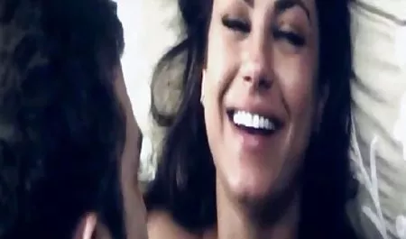 شقراء في سن المراهقة تويتر كس عربي الجنس