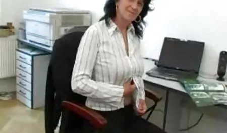 متوسط ادر سكس عربي لحس القبيح
